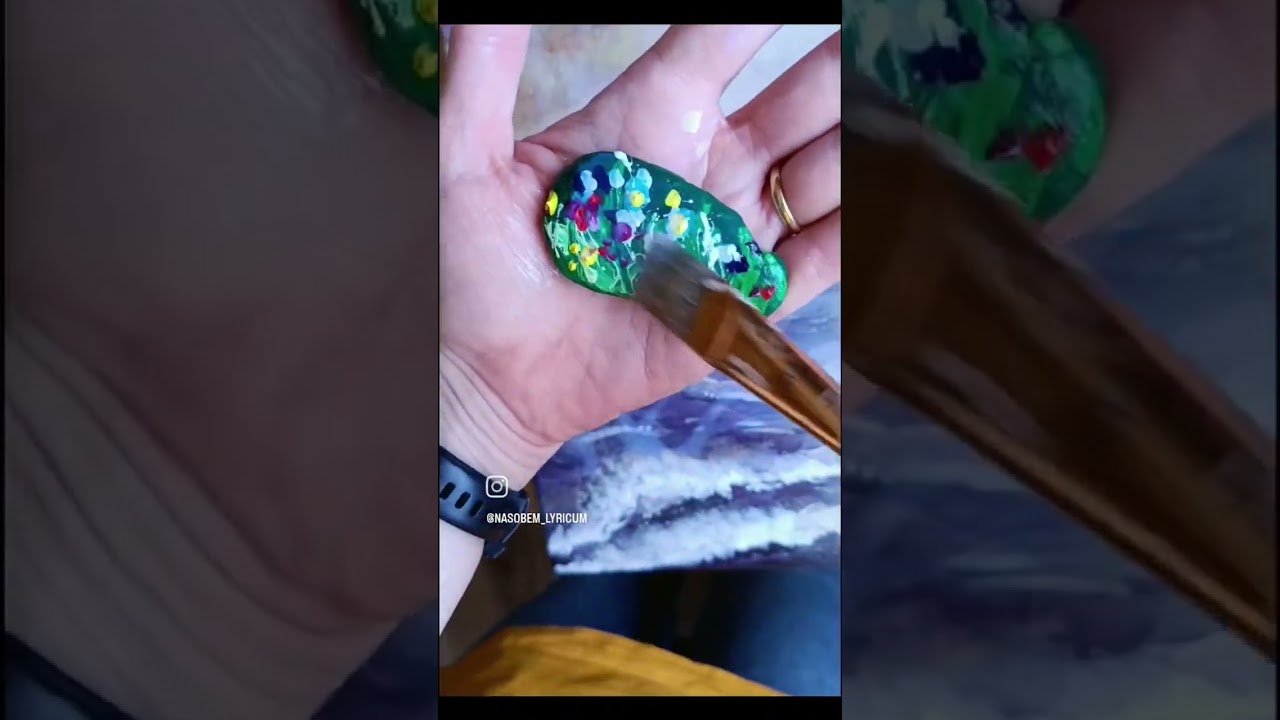 Firnis auftragen: So schützt du dein Kunstwerk richtig 