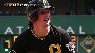 SF@PIT: Snider pulls two-out triple into outfield gap