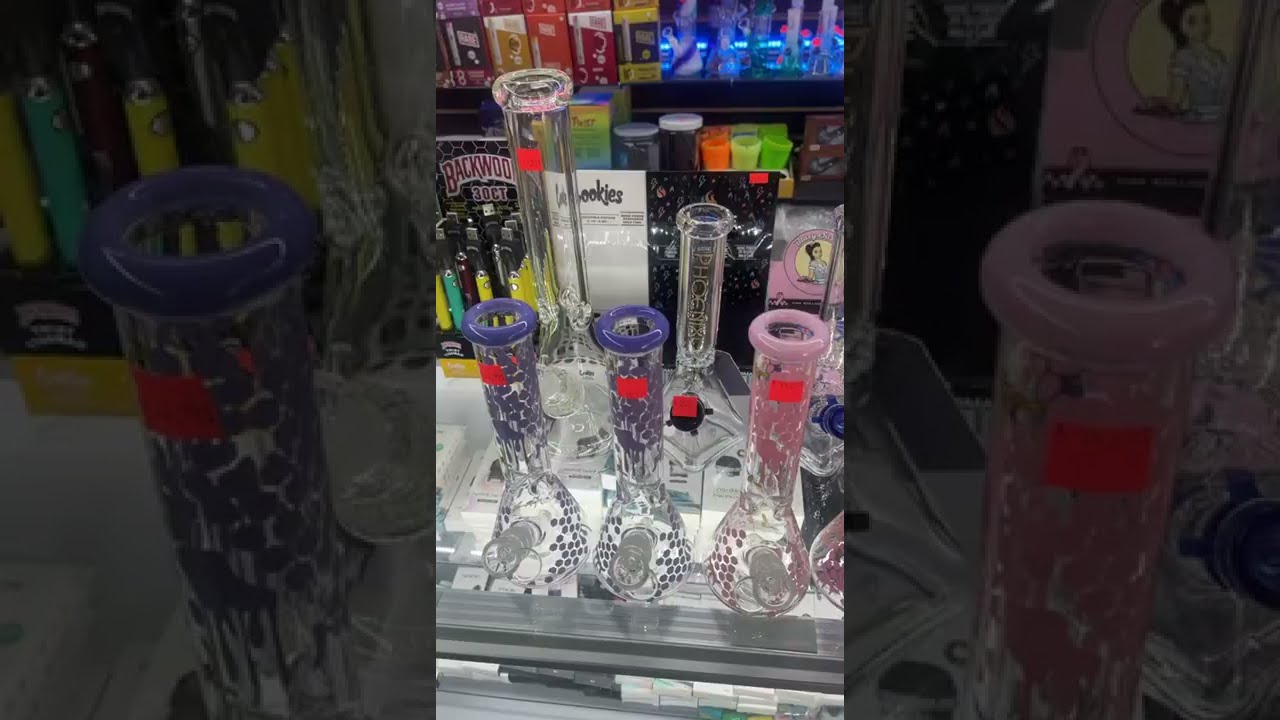 Phoenix Star Glass Bongs are Hot Selling in Smoke Shop in Rehoboth,MA