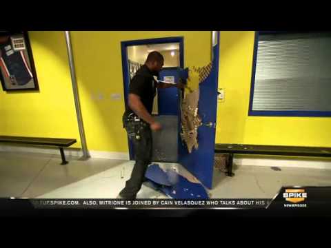 Rampage Jackson Vs The Door Youtube