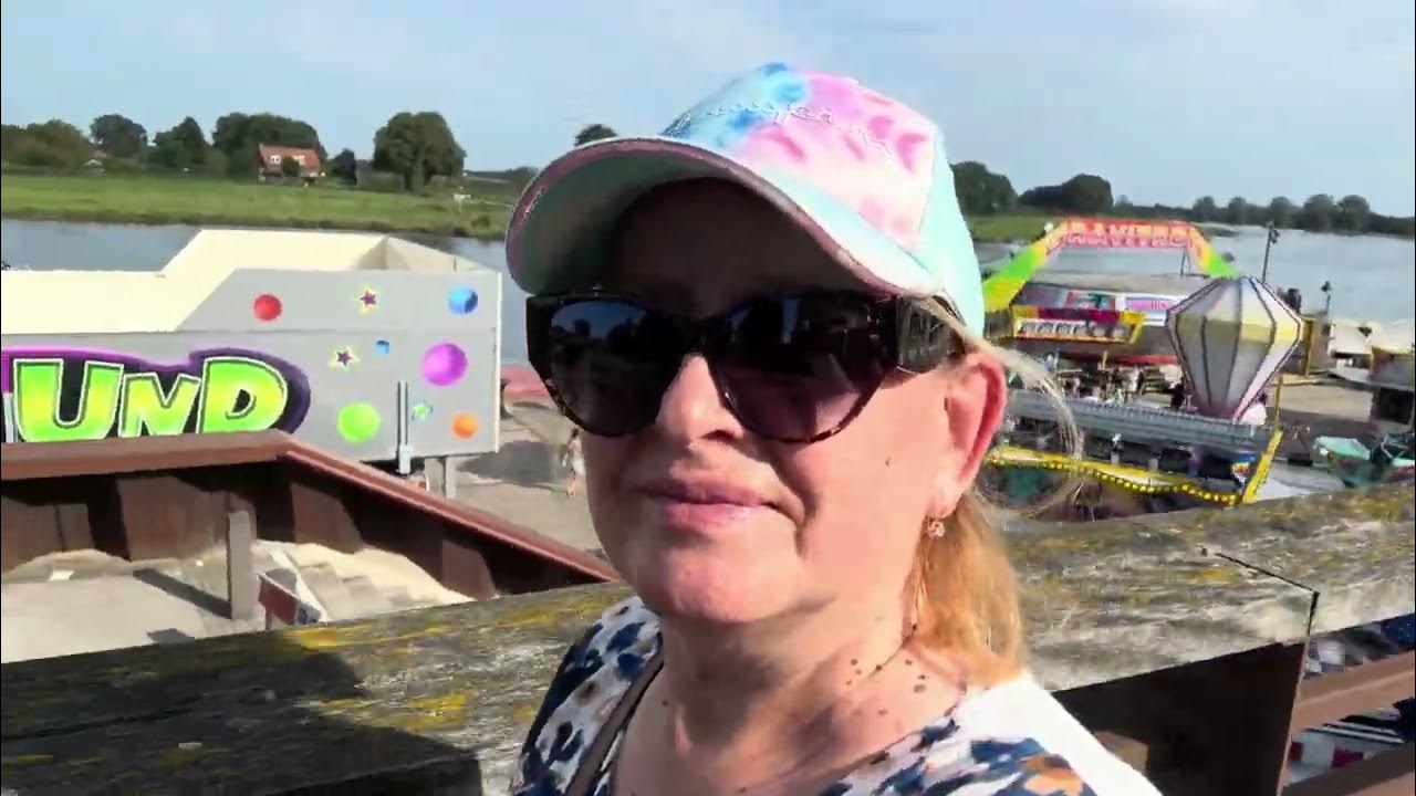 Мама все моя умеет все на свете знает. Шутки про детский сад. Дочка прикол. Мама лучше знает. Мама знает как лучше.