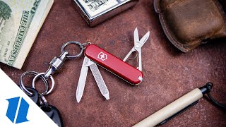 Victorinox Swiss Army Knife Classic SD L.E. Alox Electric Yellow - Blade HQ