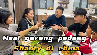 MAKAN SATU KUALI LUDES NASI GORENG SEAFOOD PADANG,KATA SUAMI KU ENAK,TIDAK ADA DI CHINA