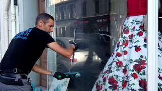 #09# le laveur de vitres