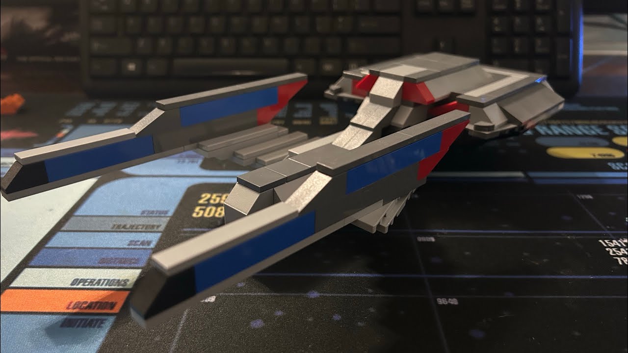 LEGO Star Trek: Constitution III (Neo) class Starship USS Enterprise NCC 1701 - G (USS Titan -A) 