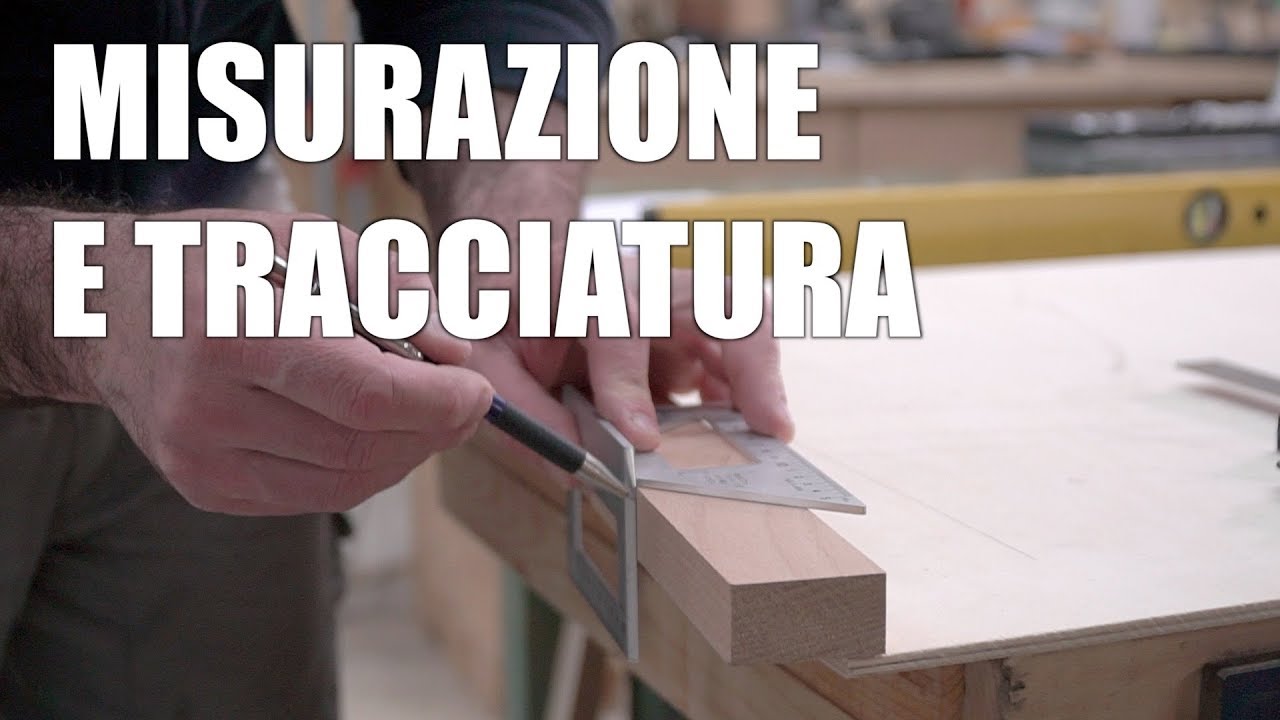 STRUMENTI PER MISURARE E TRACCIARE. Metri, righelli, squadre ecc ...