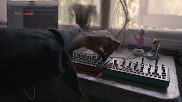 Deep Live Techno Jam | Roland T-8 Drum Machine + S-1 Synth | Weekend Films