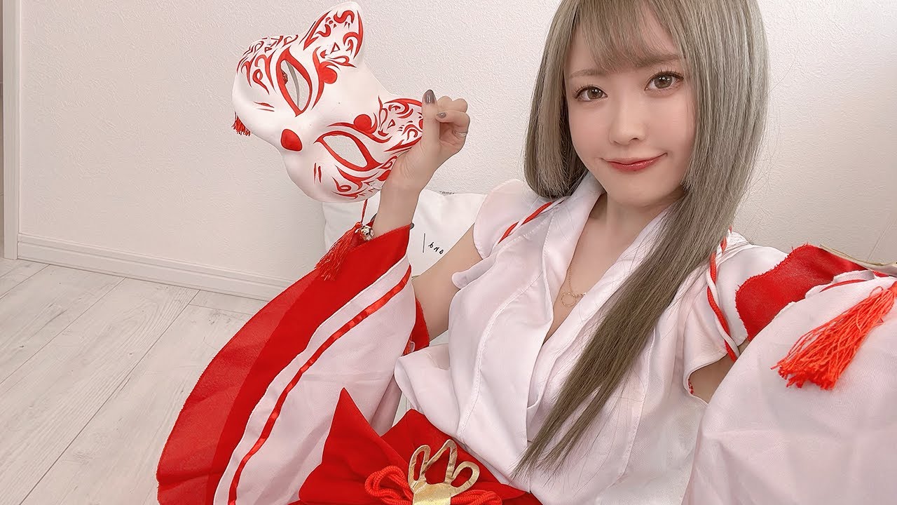 Wowit's been two years since I last dressed as a shrine maiden