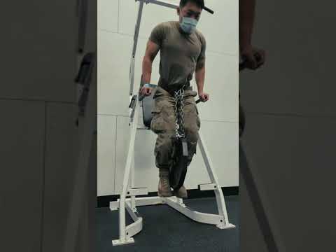 Retired R.O.K Army soldier 🇰🇷 currently <strong>serving</strong> in U.S ARMY 🇺🇸 doing weighted dips #shorts