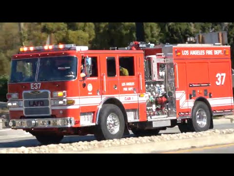 LAFD Engine 37 Responding