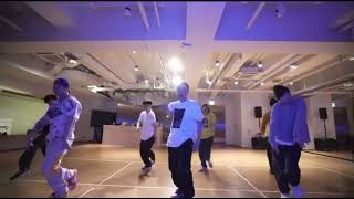 BAEKHYUN - underwater [ dance practice for light concert ] with live VOCAL