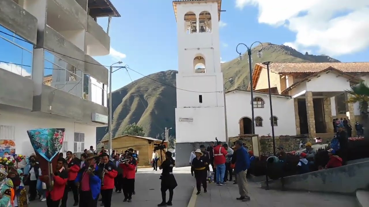 DSCN1680  Es en la fiesta patronal SAN CRISTOBAL de UCO-HUARI-ANCASH