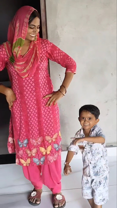 Ek chuma tu mujhko #sarikamorwal #sarikahardwrok #song #viralvideo