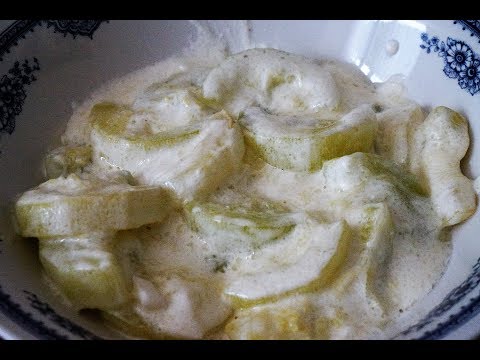 Кабачки в сметане/Zucchini in sour cream
