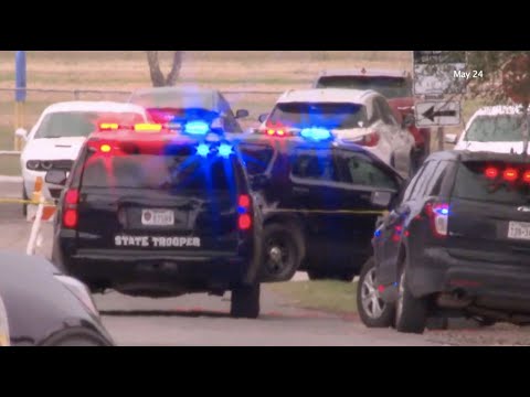 Texas officials clarify timeline of shooting at Robb Elementary School