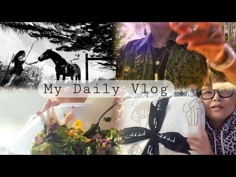 SALAD RECIPE/SHOP HAUL/OOTD/THE BACKYARD HORSE/ISLAND WILDFIRE #vlog #saladrecipe #islandliving