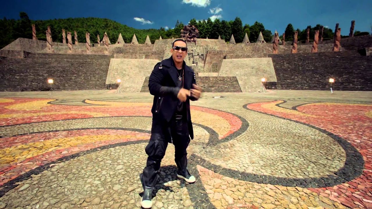 limbo daddy yankee music video