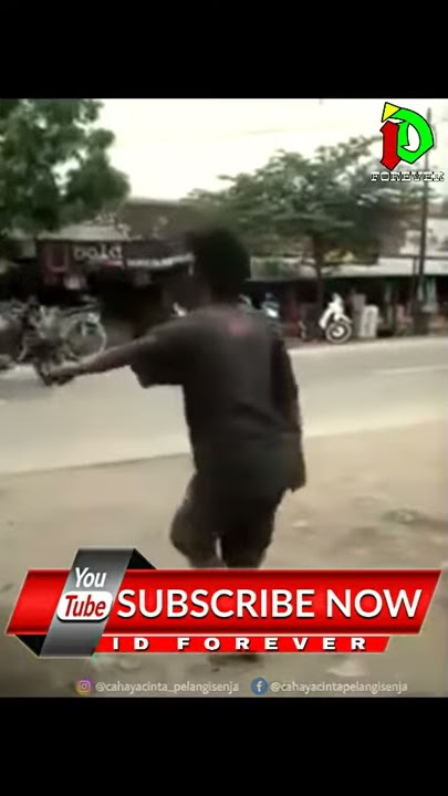 Orang Gila Joget Lucu - WONG EDAN KUI BEBAS