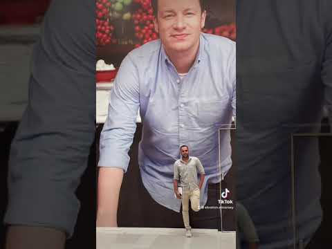 هايفوت عليك فى الدنيا ديه 