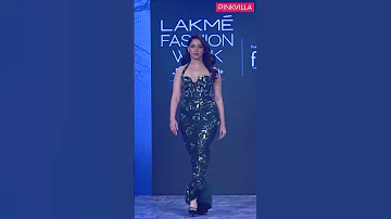 Can T Get Over Tamannaahbhatia S Ramp Walk At Lfw Shorts Pinkvilla 