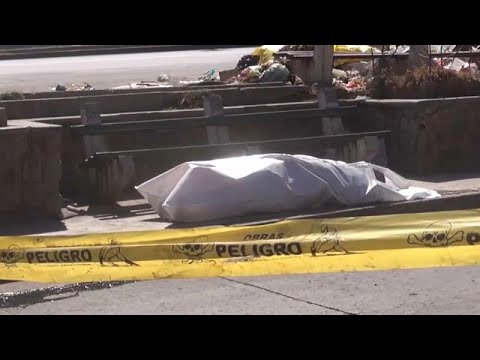 Cadáveres abandonados en las calles de Cochabamba, en Bolivia