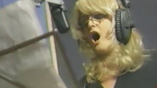 Watch Bonnie Tyler Is Anybody There video