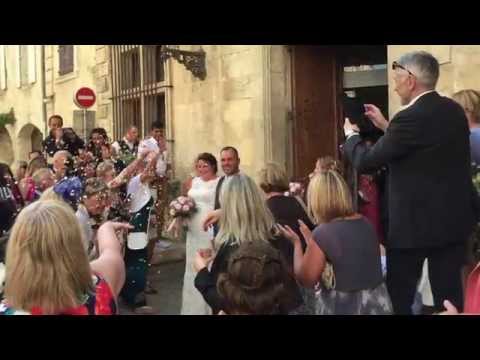 Video: Elena Kuletskaya speelt een bruiloft in Frankrijk
