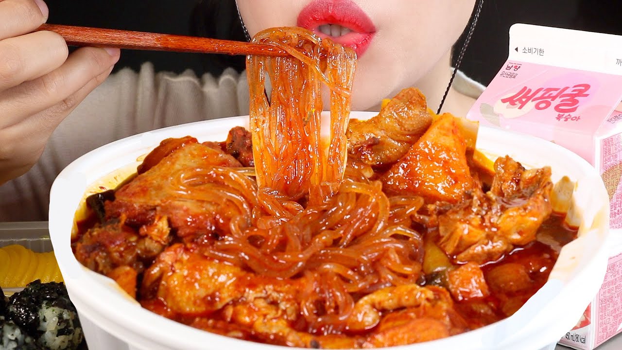 ASMR 엽기닭볶음탕 먹방 | Yeopgi Braised Spicy Chicken | Dak-bokkeum-tang | Eating Sounds Mukbang