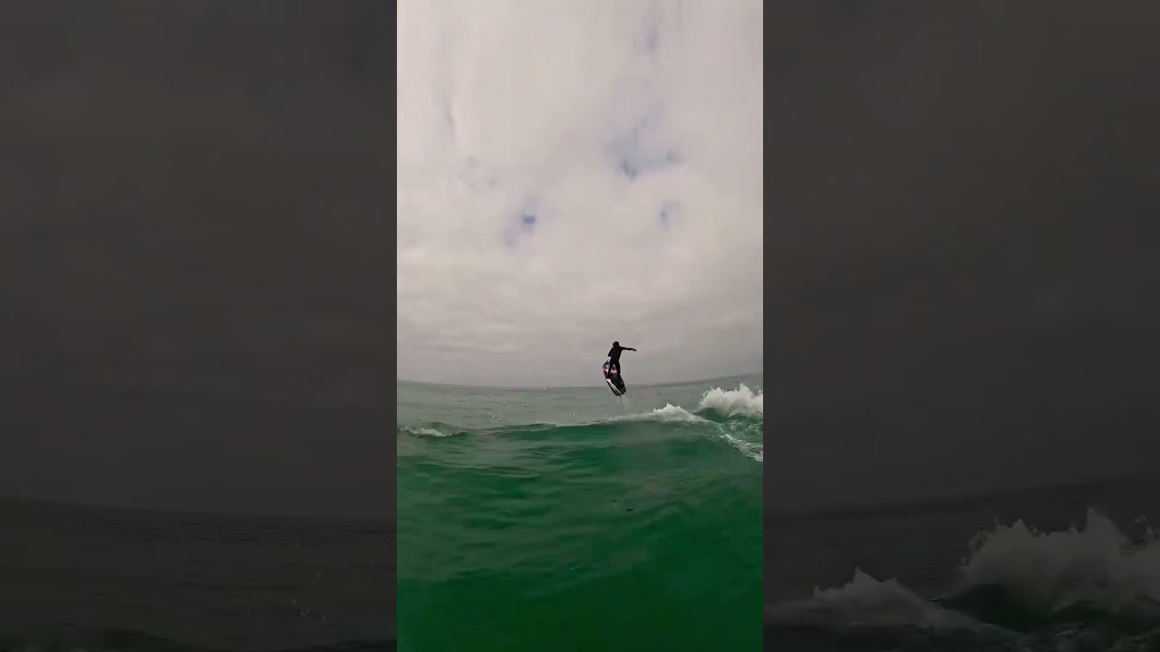 Wave jumping with a Jetsurf 🏄. 