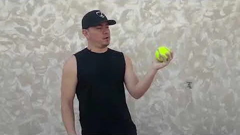 ¿Qué pasa si el pitcher le pega con la pelota al bateador?