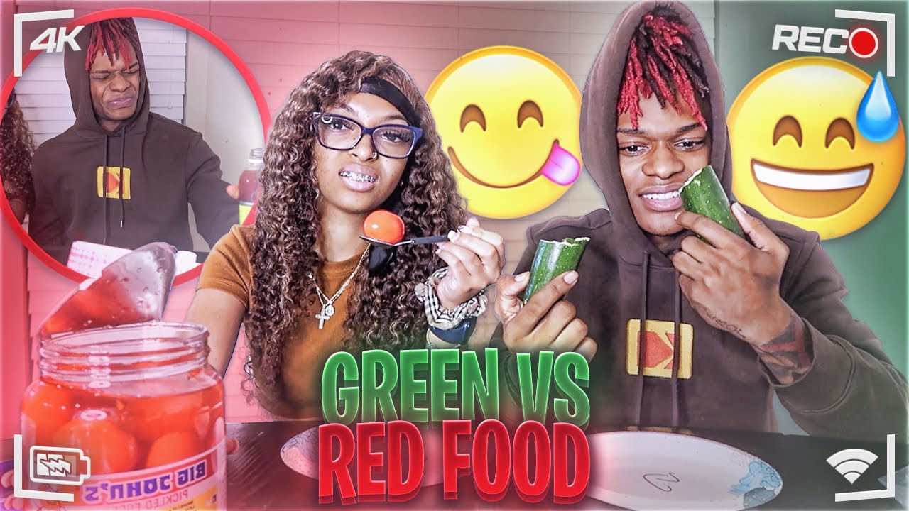 (VLOGMAS DAY 8🎄) GREEN VS. RED FOOD W/ @Ireannahall ❤️💚