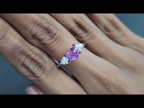 Unheated pink sapphire rutile silk effect heart shape 1.04 carats, Sri Lanka Video  № 1