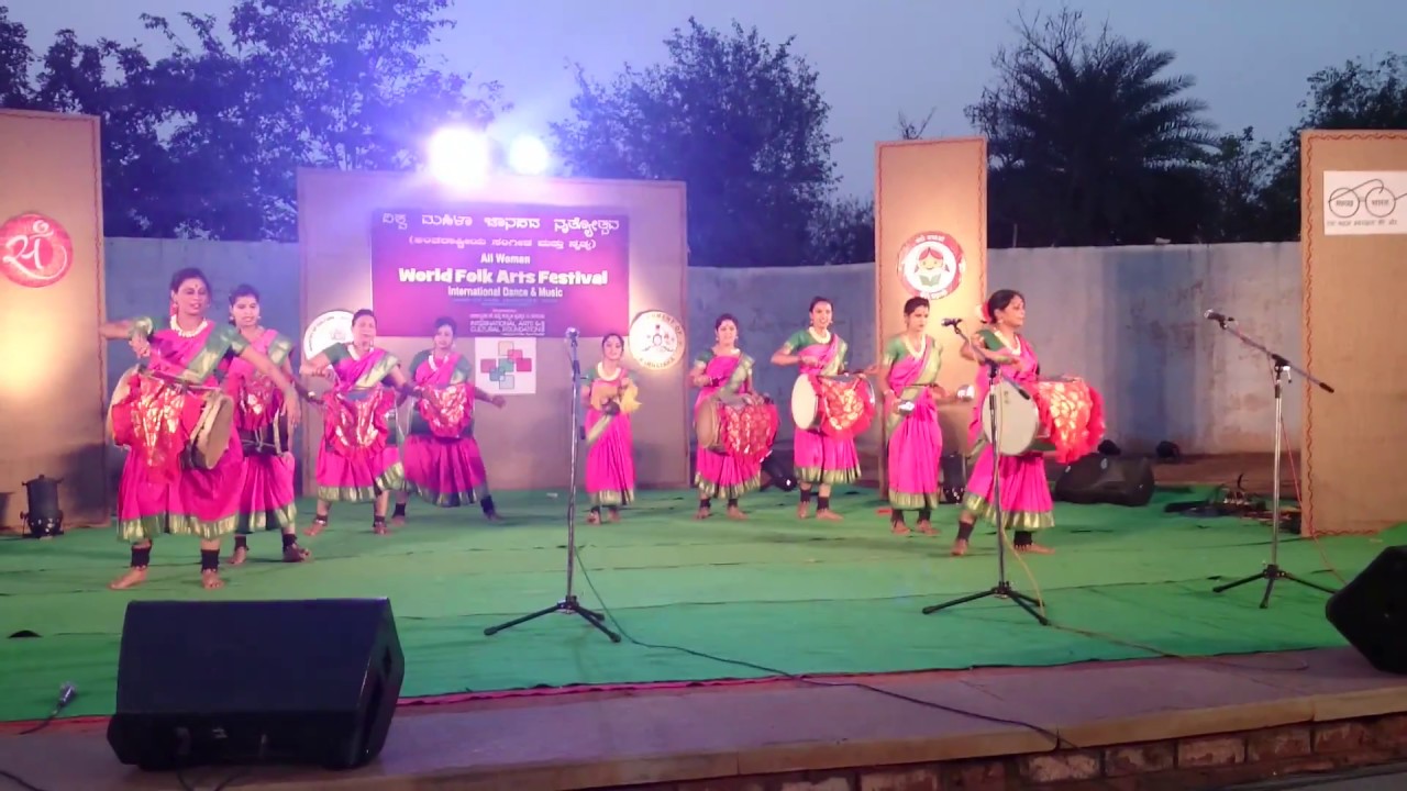 Dollu Kunitha  Drum Dance  Girls  Sujatha Murthy  Karnataka Folk Dance  India Folklore