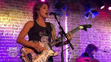 Mr. Dinkles - Eat Chips and Talk Shit - Live