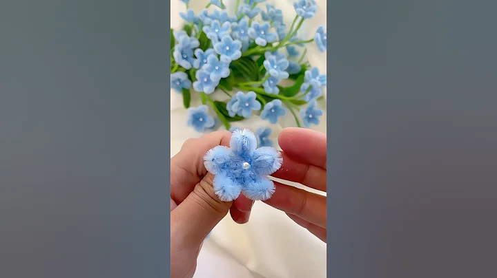 Handmade diy pipe cleaner flowers #handmade #diy #gift #diyflower #diycrafts #flowercraft #flowers