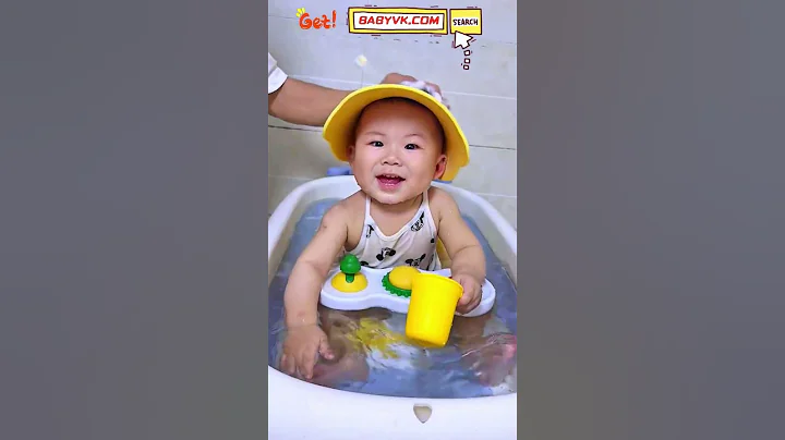 Tired of water and shampoo getting in your baby’s eyes? Use this Baby Shampoo Cap! #babybath