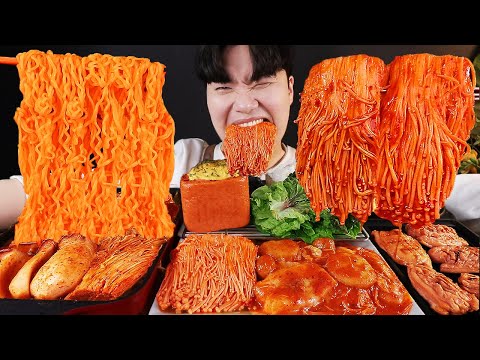 ASMR MUKBANG 버섯 열라면 & 떡볶이 & 치즈 통스팸 & 스테이크 FIRE Noodle & STEAK & CHEESE SPAM EATING SOUND!