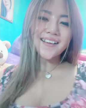 GOYANG DRIBLE TANTE HOT!!!