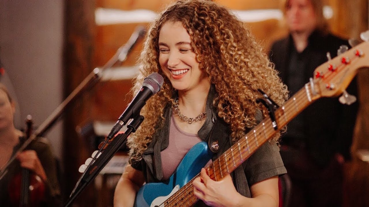 音 樂 影 片. Tal Wilkenfeld - Haunted Love - 3/7/2019 - Paste Studios - New Yor...