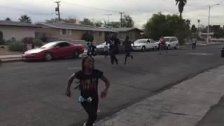 Father and kids race