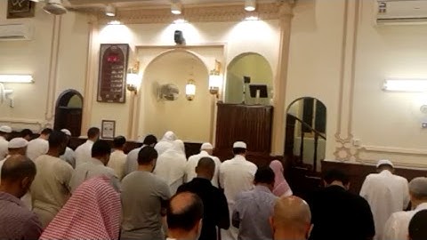 القارئ إلياس بخش صلاه التهجد بمسجد معاذ بن جبل بجده ٢٠/٩/١٤٣٨