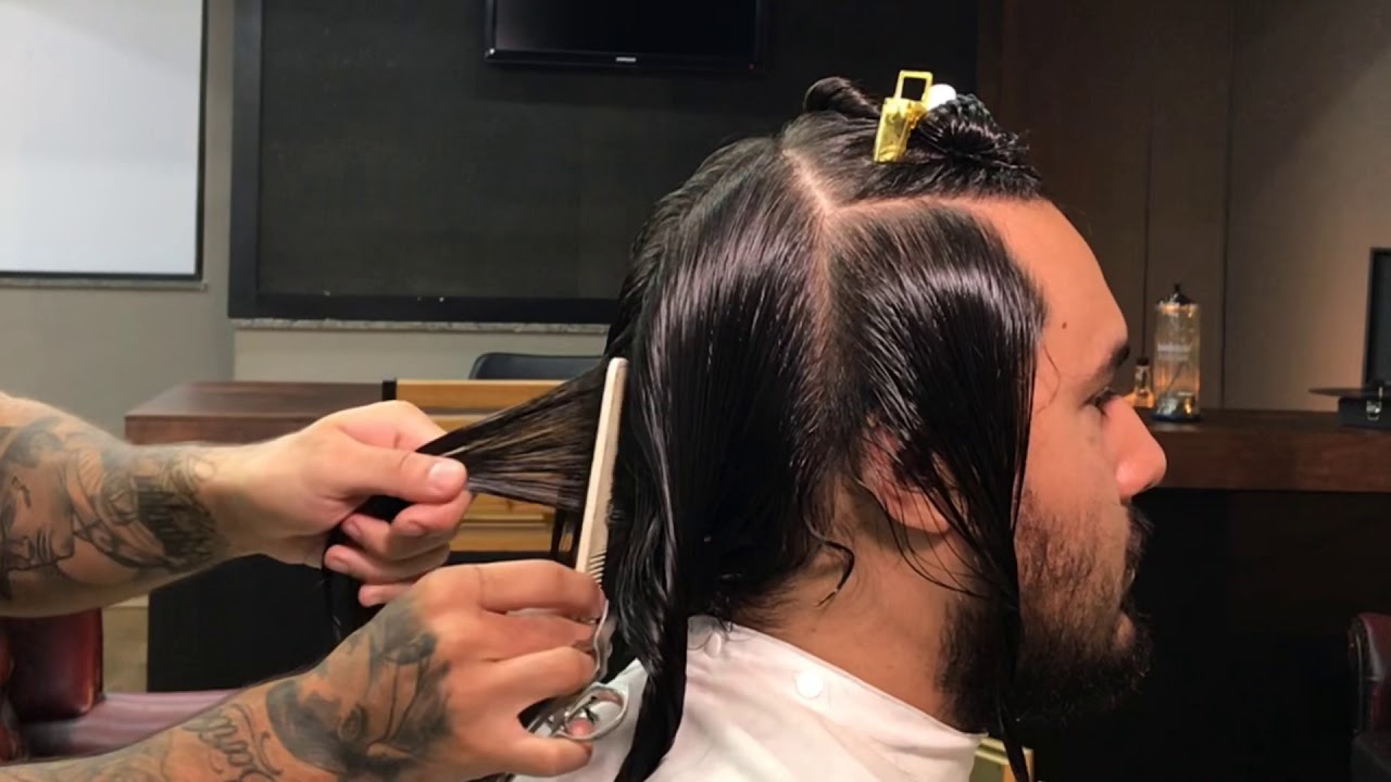 Como cortar cabelo longo masculino
