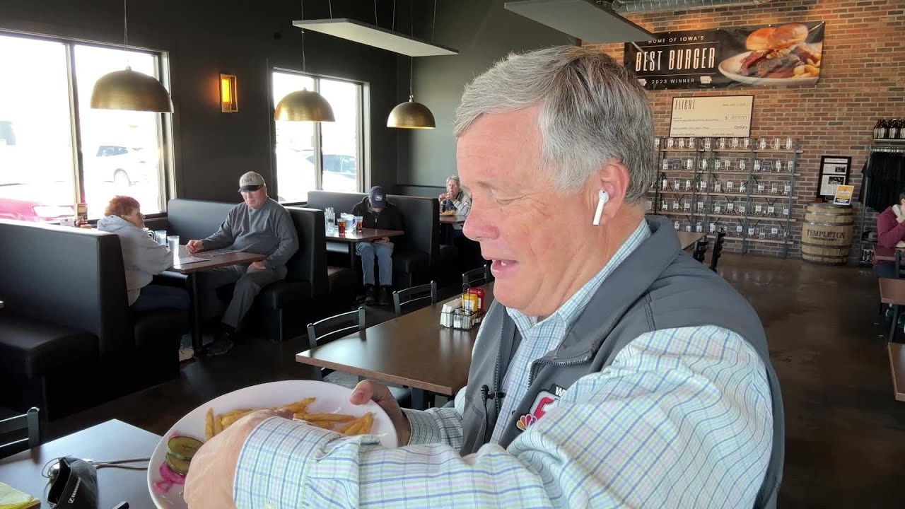 Roger samples 2023 Best Burger at Flight Bar and Grille in Huxley