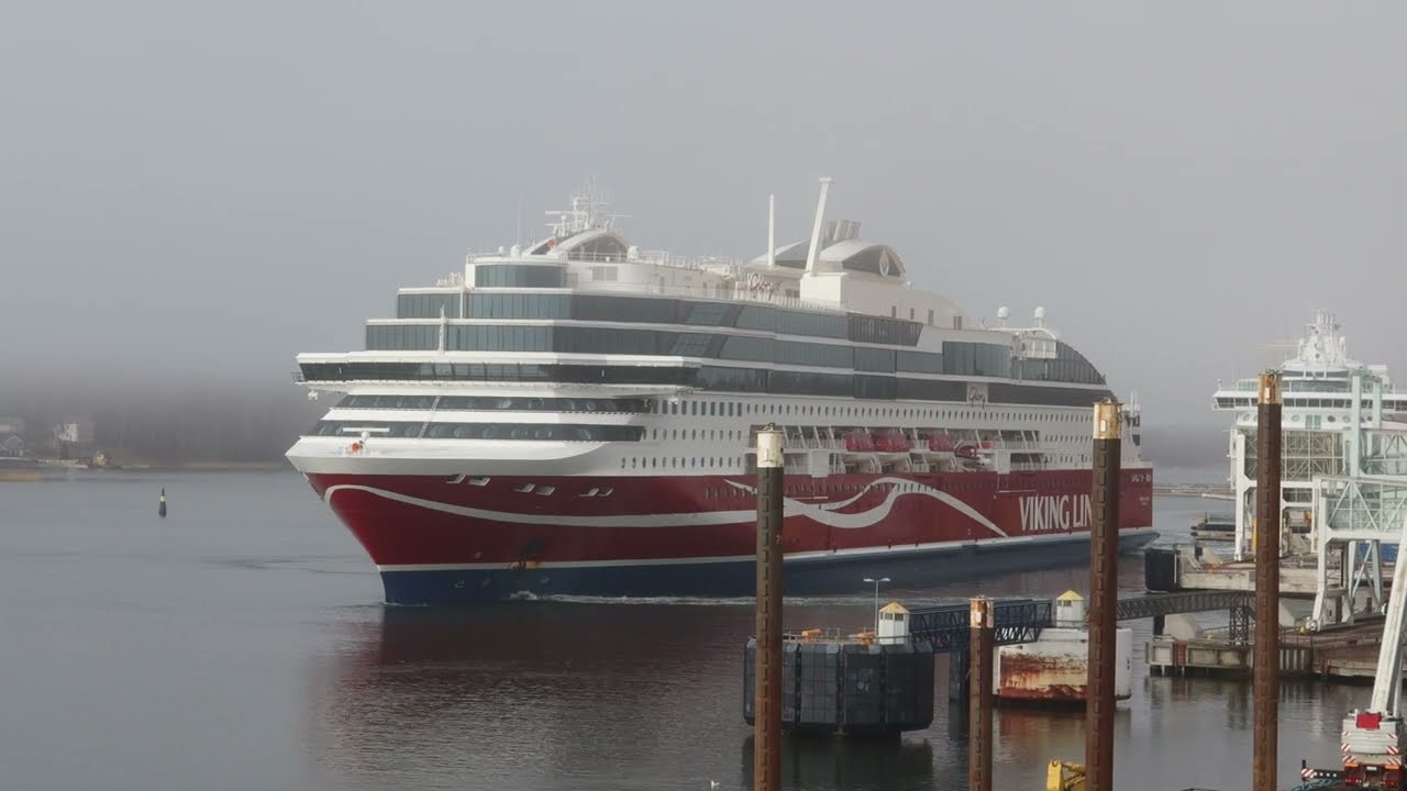 VIKING GLORY - Departure from Mariehamn