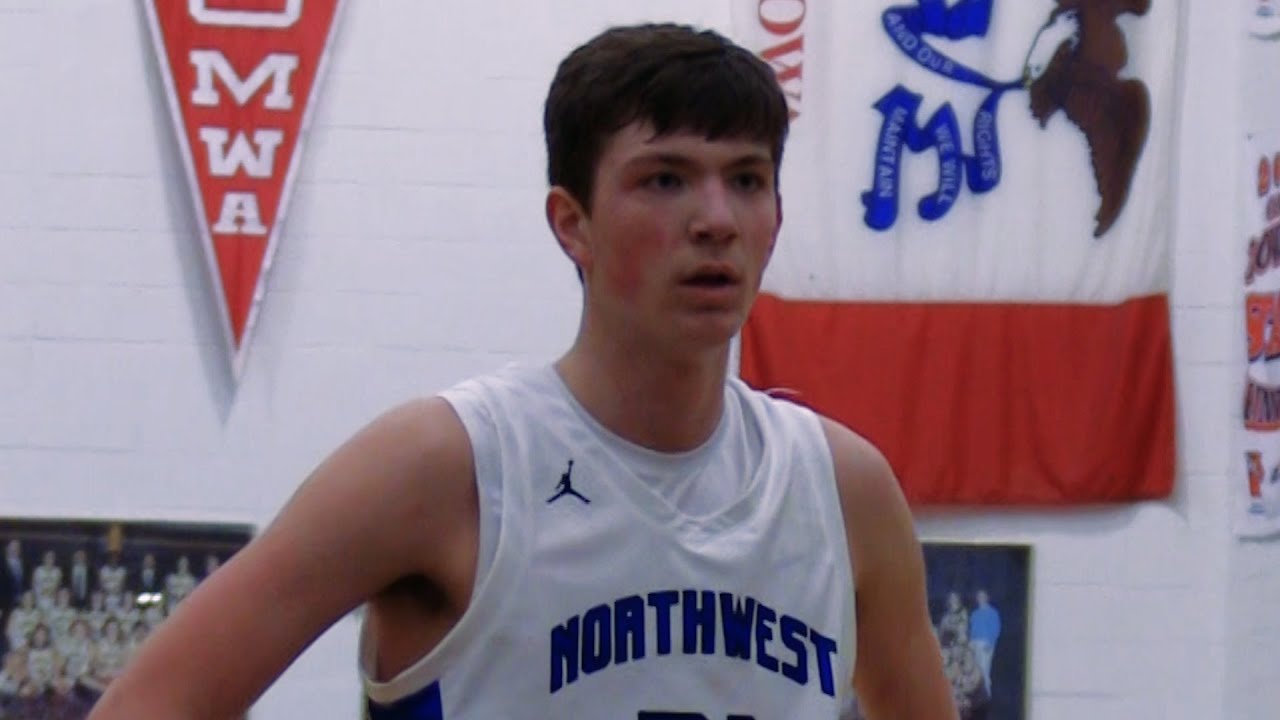 6'7" Pryce Sandfort Junior Season Highlights