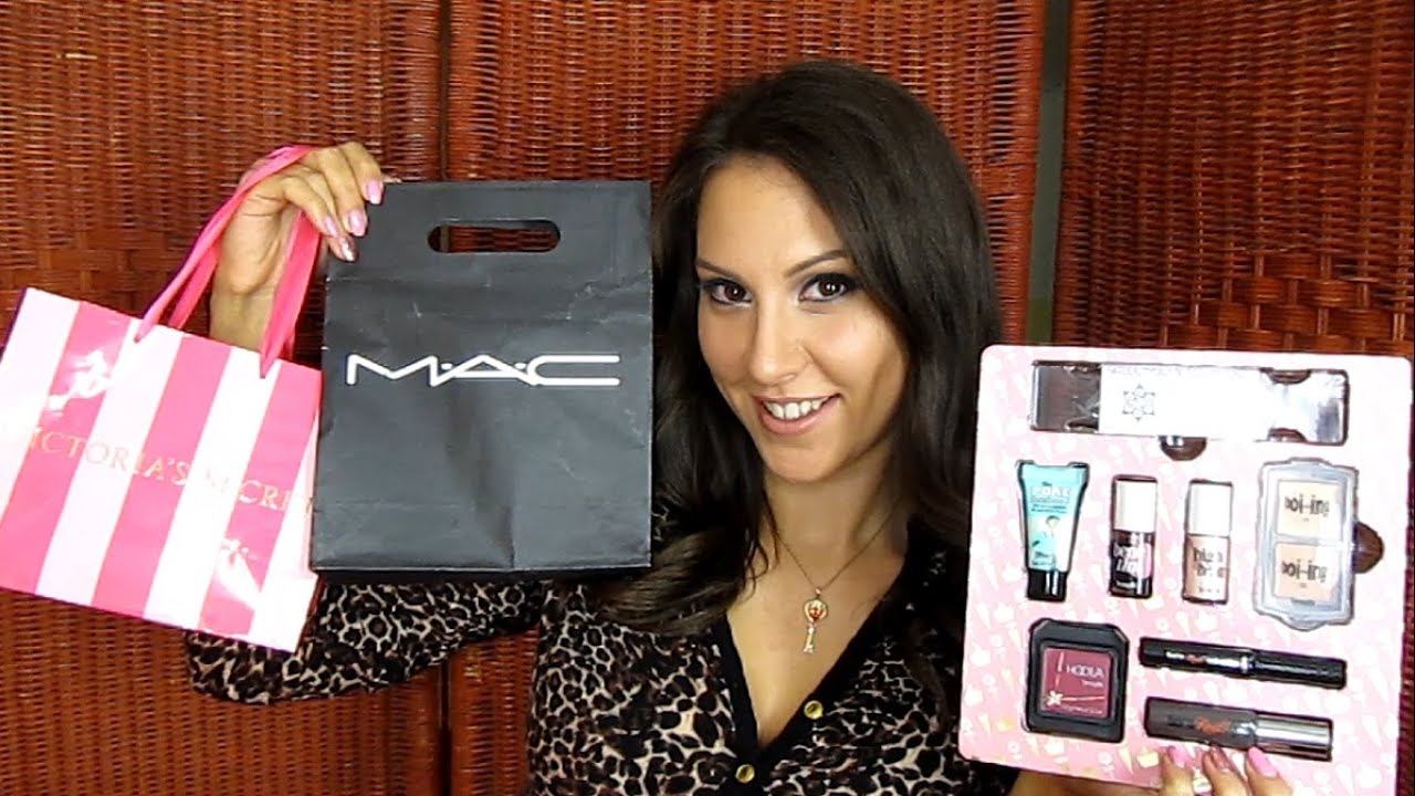 Új termékek  VS, MAC, Benefit