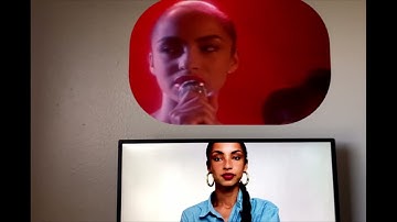 ARKIt/RealityKit: Image Detection and Video Materials