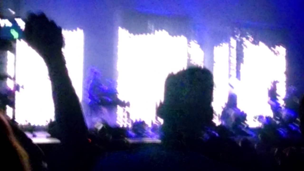 Nine Inch Nails - Only ( Live VA Beach) - YouTube