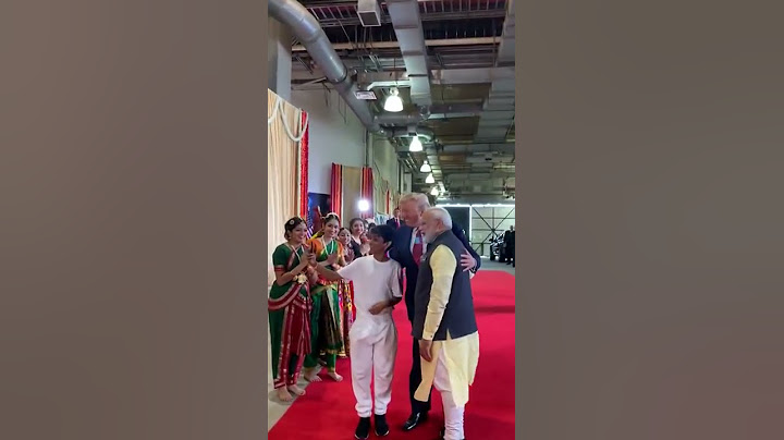 PM Modi & President Trump interacted with a group of youngsters at during #HowdyModi event
