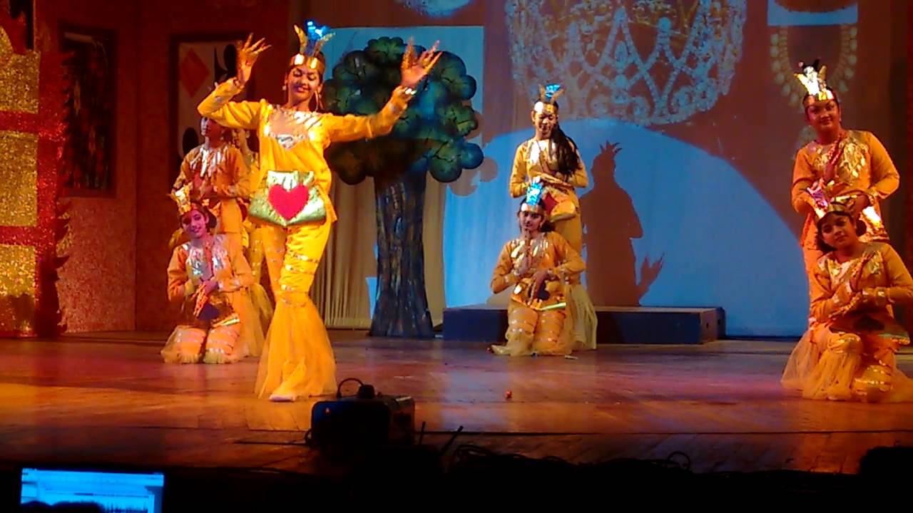 Podar international school nerul annual day clips(1) - YouTube
